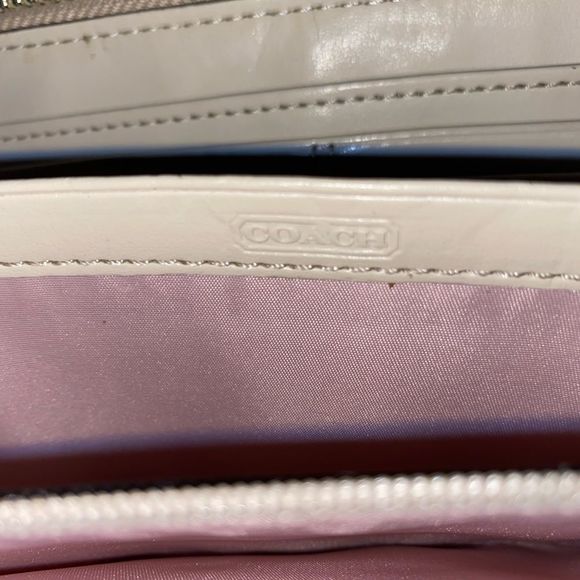 Coach Wallet - Picture 3 of 5